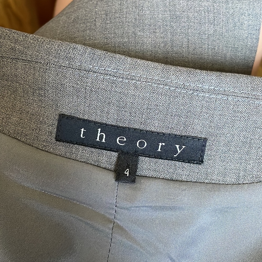 THEORY blazer jacket - Picture 6 of 8